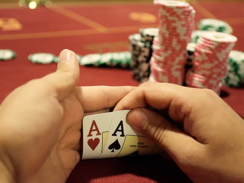 Why Hand Histories Are a Big Advantage in Online Poker