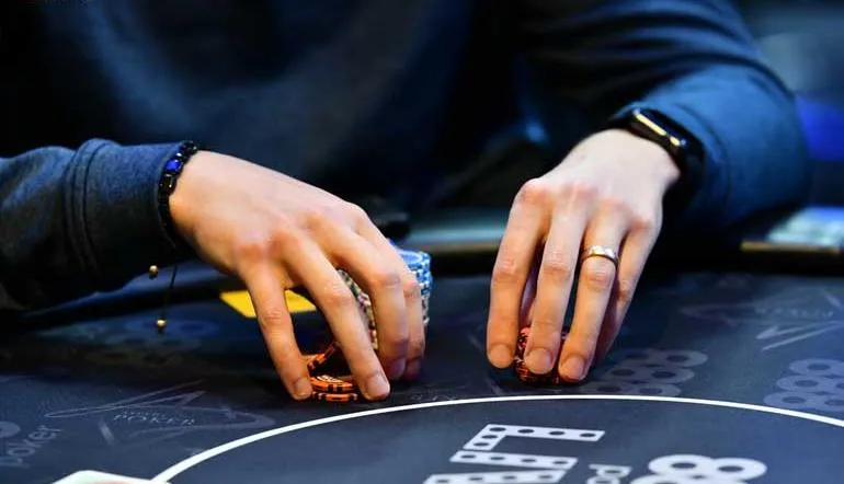 How to Defend Blinds in Poker: Strategy and Key Statistics